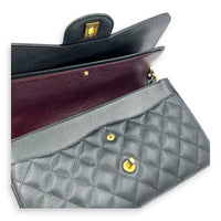Classic Shoulder Bag Jumbo Black in Caviar Leather, Gold hardware
