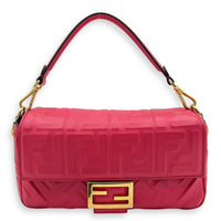 Baguette Shoulder Bag Pink in Calfskin, Gold hardware