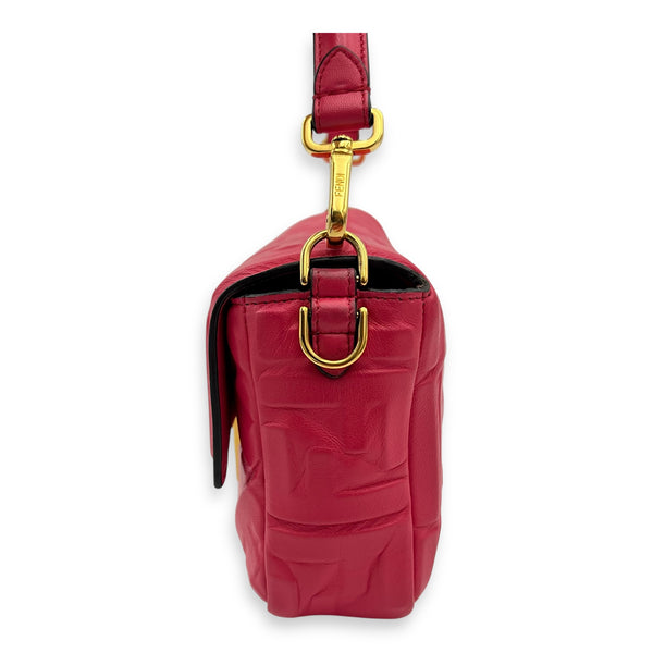Baguette Shoulder Bag Pink in Calfskin, Gold hardware