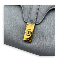 16 Shoulder Bag Blue in Calfskin, Gold hardware