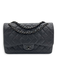 Classic Jumbo Black Shoulder Bag in Calfskin, Black hardware