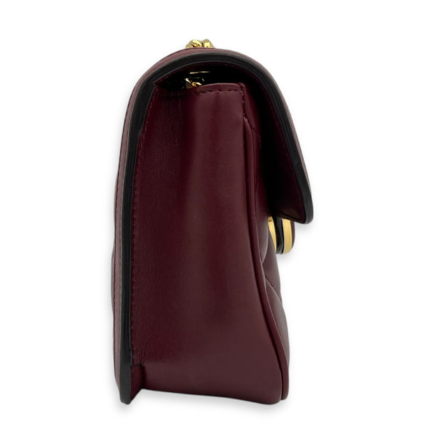 Interlocking GG Deco Shoulder Bag Red in Calfskin, Gold hardware