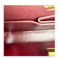 Classic Shoulder Bag Small Black in Caviar Leather, Gold hardware