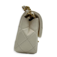 Rectangle Pearl Chain Shoulder Bag White in Lambskin, Gold hardware