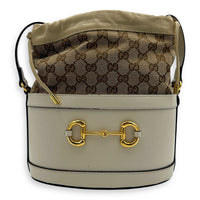 Horsebit 1955 Shoulder Bag White in Calfskin, Gold hardware