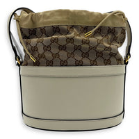 Horsebit 1955 Shoulder Bag White in Calfskin, Gold hardware