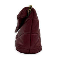 Puffer Crossbody Bag Toy Red in Lambskin, Gold hardware