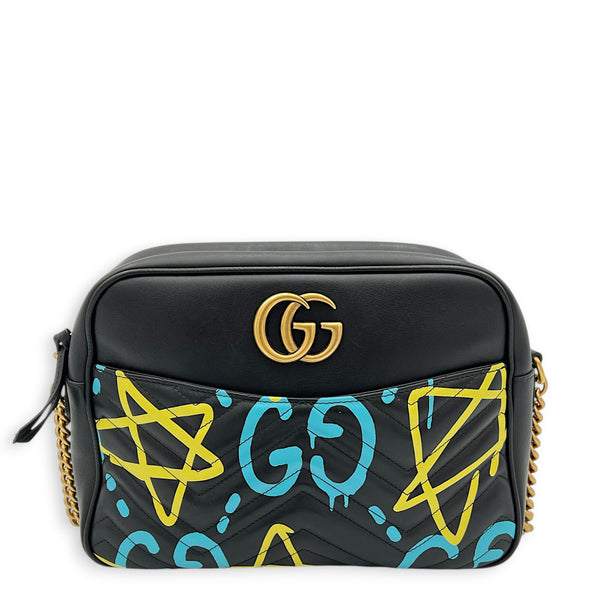 GG Marmont Shoulder Bag Black in Calfskin, Gold hardware