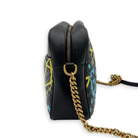 GG Marmont Shoulder Bag Black in Calfskin, Gold hardware