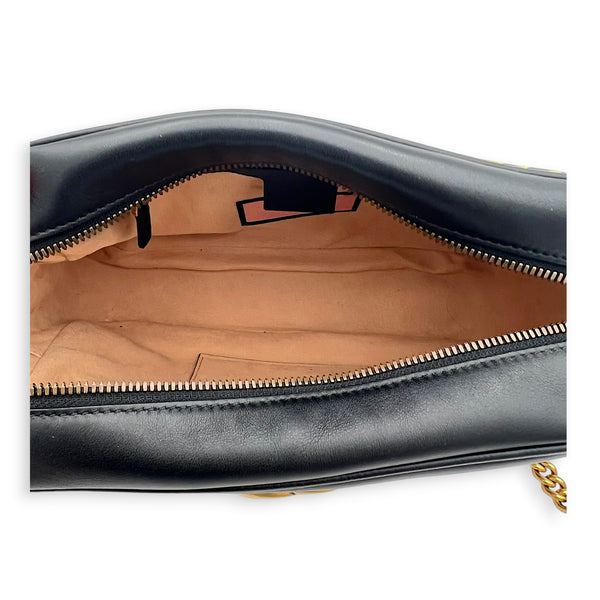 GG Marmont Shoulder Bag Black in Calfskin, Gold hardware