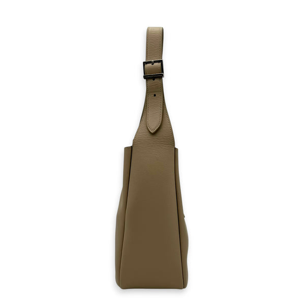 Le 5 A 7 Small Beige Shoulder Bag in Calfskin, Silver hardware