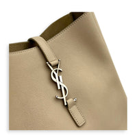 Le 5 A 7 Small Beige Shoulder Bag in Calfskin, Silver hardware