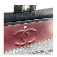 Classic Shoulder Bag Medium Black in Caviar Leather, Silver hardware