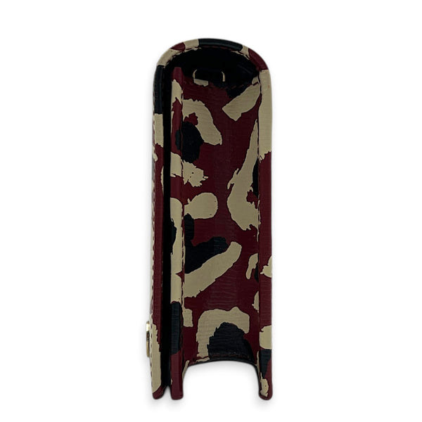 Interlocking G Wallet On Chain Red in Calfskin, Gold hardware