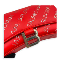 Hourglass Wallet On Chain Red in Calfskin, Silver hardware