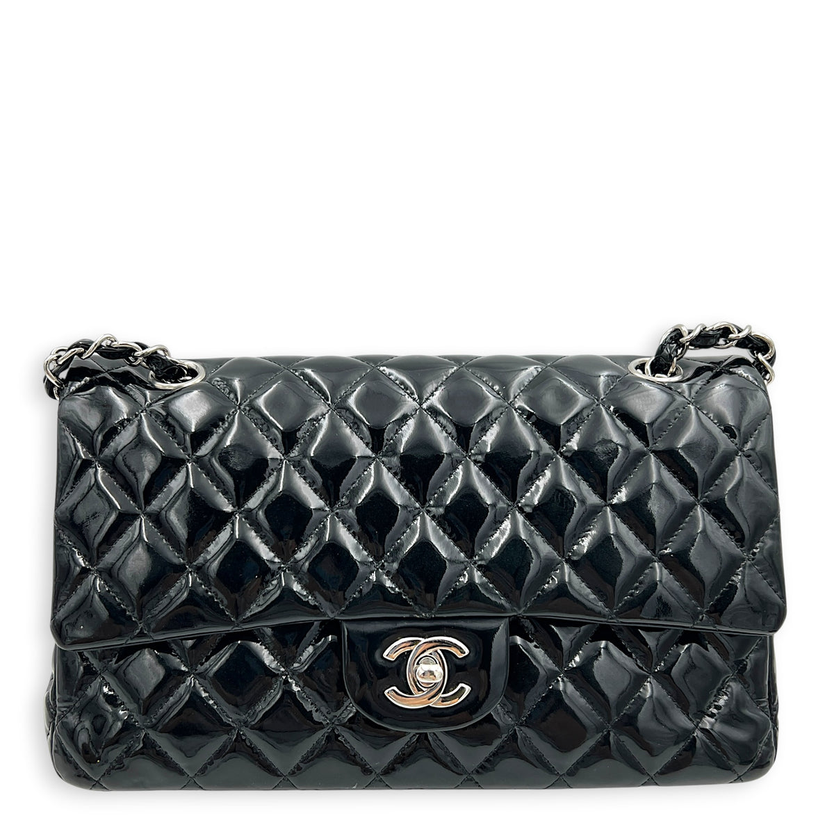 Classic Medium Black Shoulder Bag in Patent Leather, Silver hardware