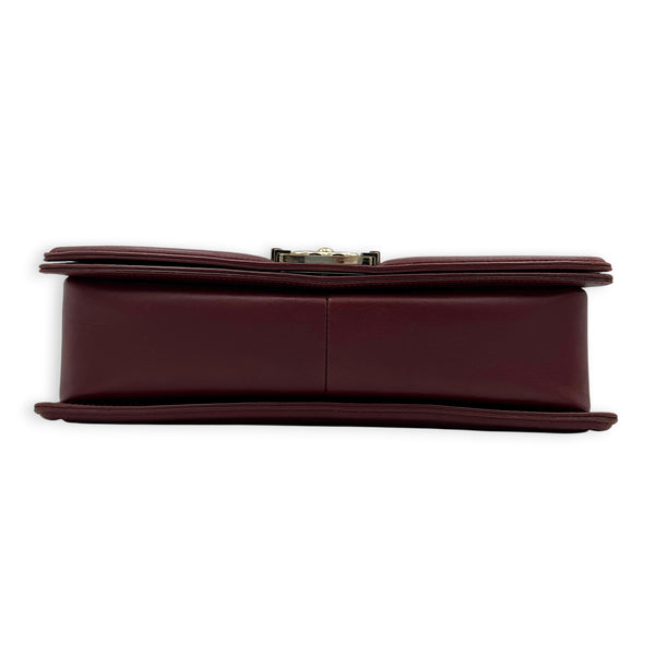 Boy Shoulder Bag Red in Lambskin, Gold hardware