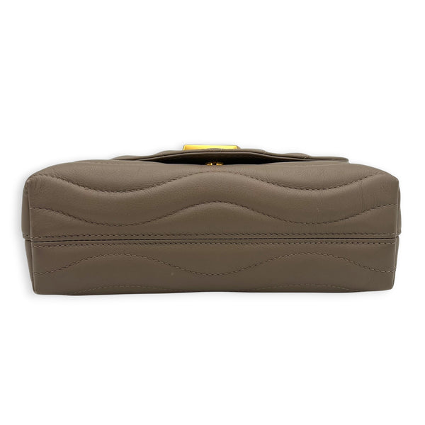 New Wave Shoulder Bag Beige in Calfskin, Gold hardware