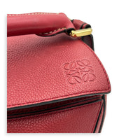 Puzzle Shoulder Bag Red in Calfskin, Gold hardware