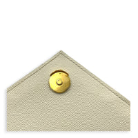 Envelope Shoulder Bag White in Grained Leather, Gold hardware