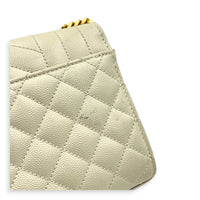 Envelope Shoulder Bag White in Grained Leather, Gold hardware