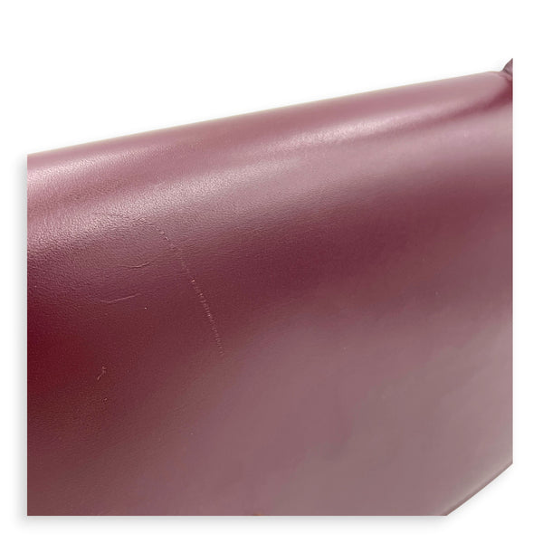 Voltaire Shoulder Bag Red in Calfskin, Gold hardware