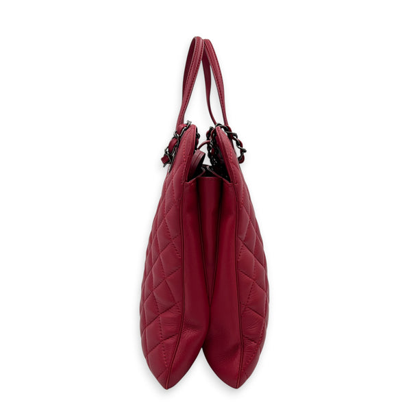 Quilted CC Top Handle Shoulder Bag Red in Lambskin, Ruthenium hardware