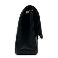 Classic Medium Black Shoulder Bag in Lambskin, Gold hardware