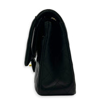Classic Medium Black Shoulder Bag in Lambskin, Gold hardware