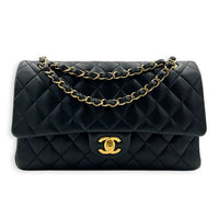 Classic Medium Black Shoulder Bag in Lambskin, Gold hardware