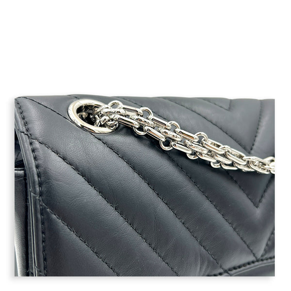 2.55 Shoulder Bag Black in Calfskin, Silver hardware