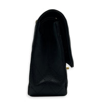 Classic Shoulder Bag Black in Caviar Leather, Gold hardware