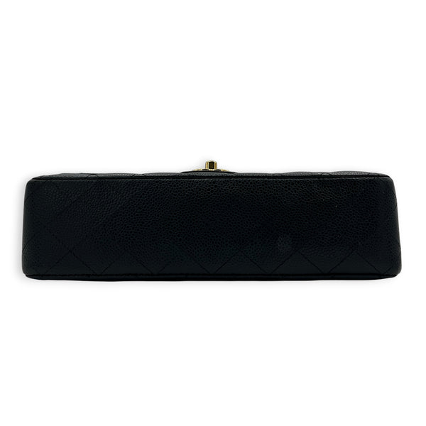 Classic Shoulder Bag Black in Caviar Leather, Gold hardware