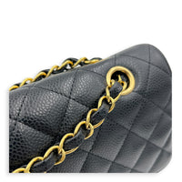 Classic Shoulder Bag Black in Caviar Leather, Gold hardware