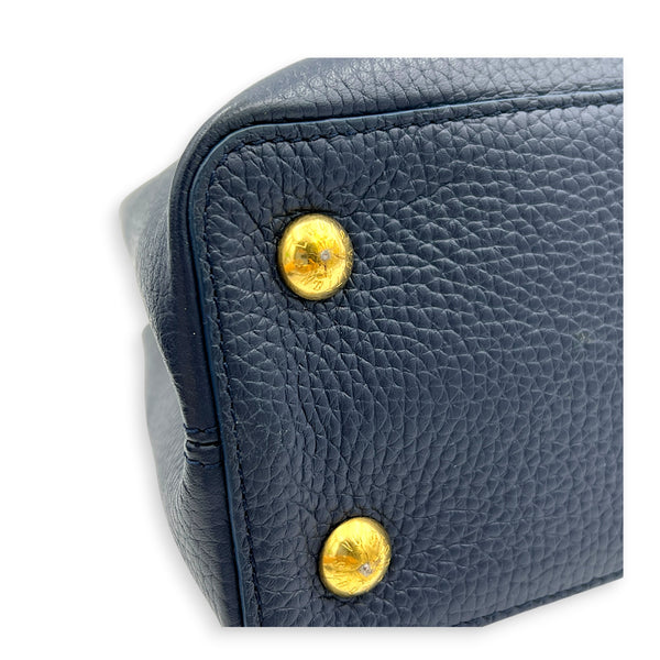 Capucines MM Kintsugi Top Handle Bag in Calfskin, Gold hardware