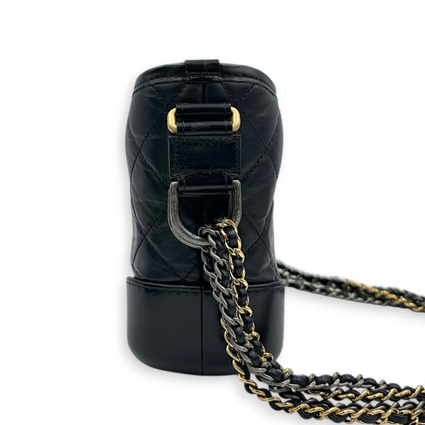 Gabrielle Small Black Shoulder Bag in Calfskin, Mixed hardware