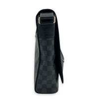 District Shoulder Bag Black in Coated Canvas, Silver hardware