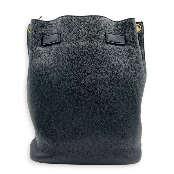 Boucle Bucket Bag Black in Calfskin, Gold hardware