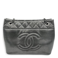 Timeless CC Tote Bag Silver in Caviar Leather, Silver hardware