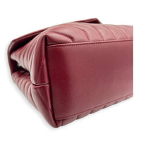 Loulou Shoulder Bag Medium Rouge Eros in Lambskin, Silver hardware