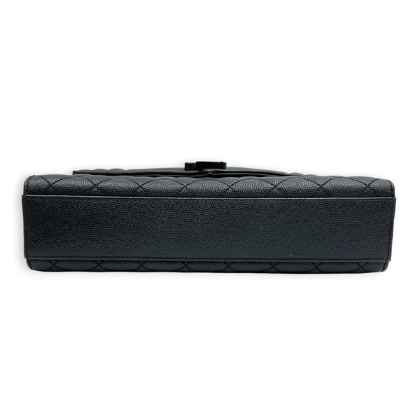 Envelope Black Shoulder Bag in Caviar Leather, Gunmetal hardware