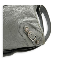 City Small Grey Shoulder Bag in Distressed Leather, Silver hardware