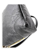 City Shoulder Bag Noir in Distressed Leather, Gold hardware
