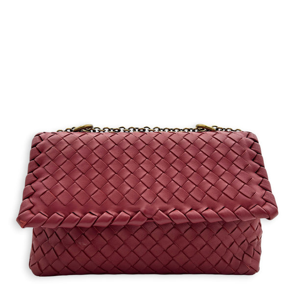 Intrecciato Shoulder Bag Red in Intrecciato Leather, Gold hardware