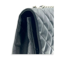 Classic Single Flap Jumbo Black Shoulder Bag in Lambskin, Silver hardware