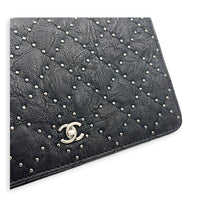 CC Studs Wallet On Chain Black in Calfskin, Silver hardware