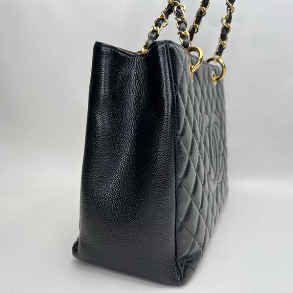 GST Black Tote Bag in Caviar Leather, Gold hardware